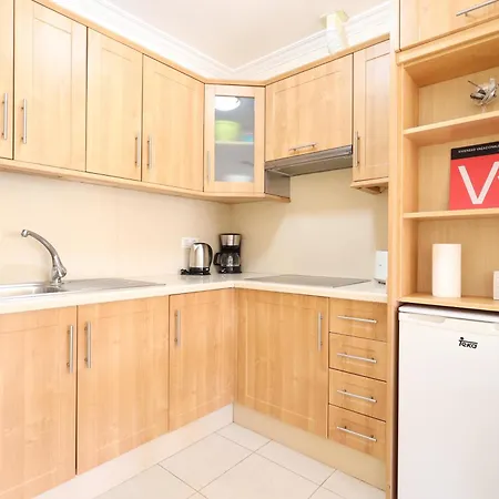 La Pinta - Club Atlantis 아데제